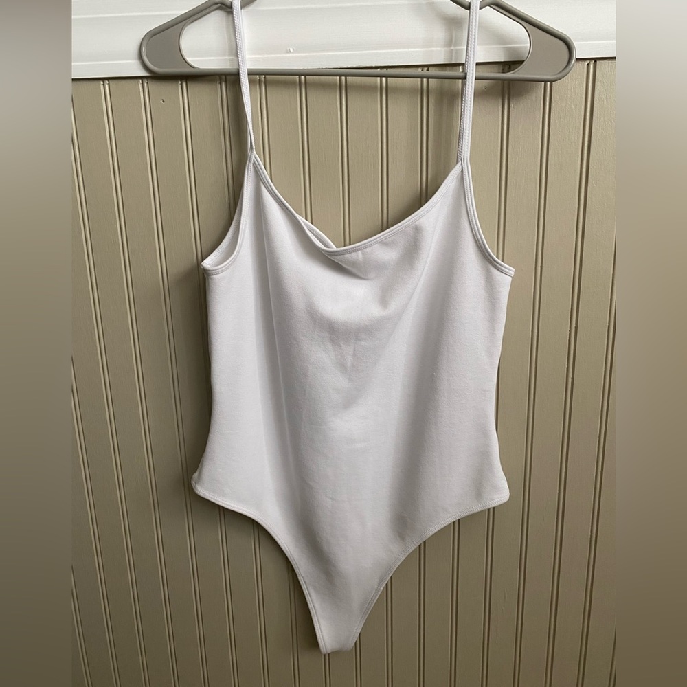 Aritzia Sunday Best Contour Cami Bodysuit